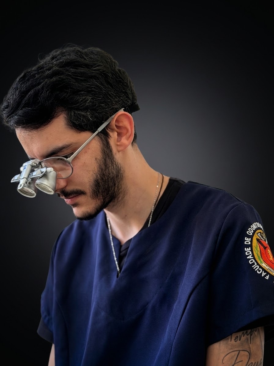 Dr. Guilherme Assed - Endodontista